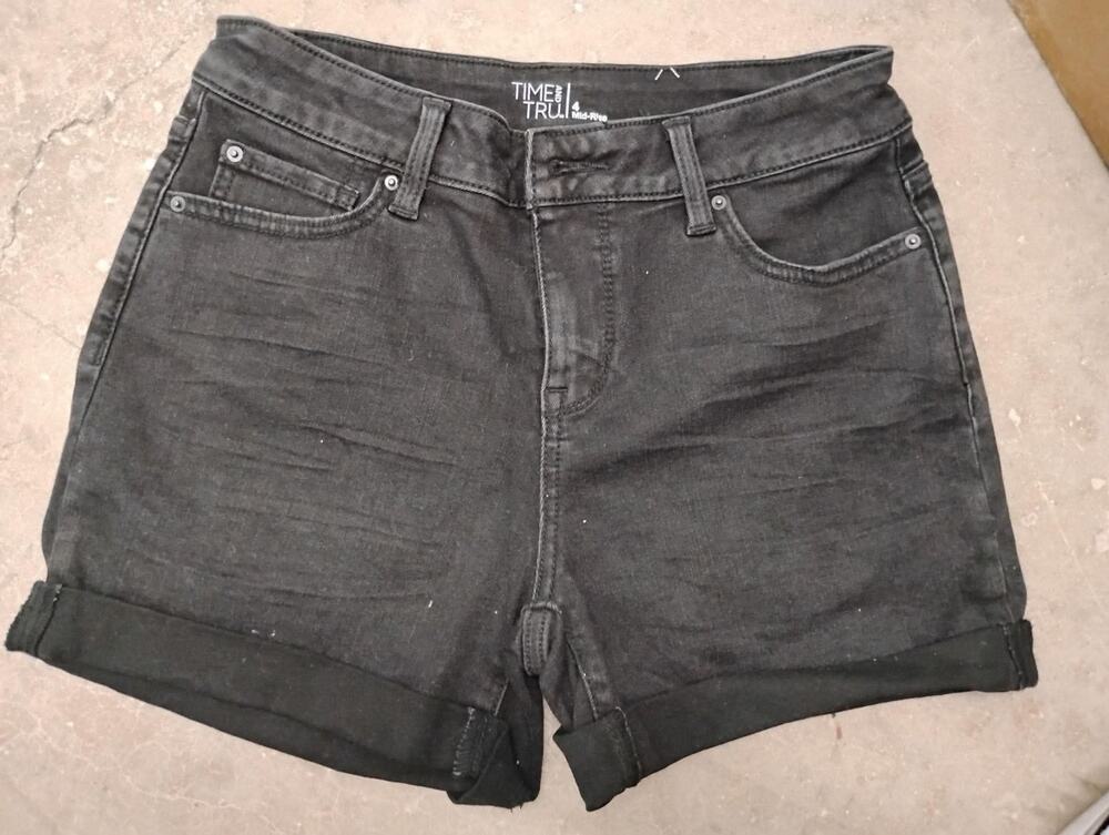 Size 4 Time and Tru Black Charcoal Dark Wash Denim Fold Over Bermuda Shorts